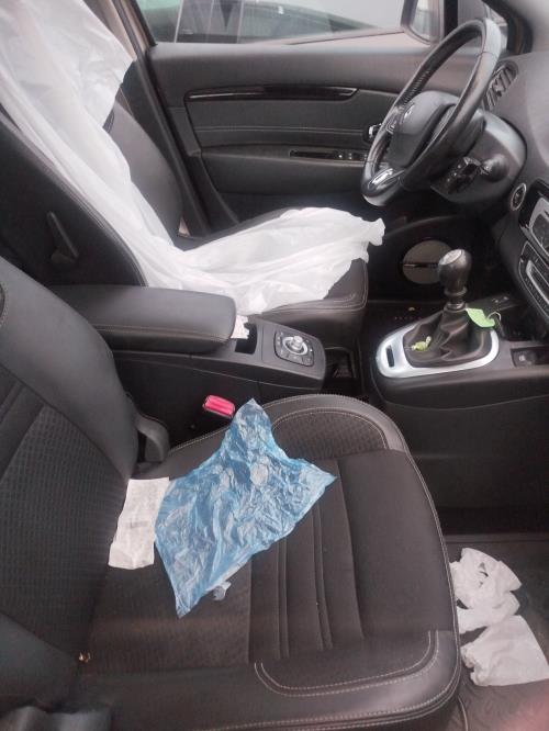 Compresseur clim RENAULT SCENIC 3 PHASE 3 Diesel image 3