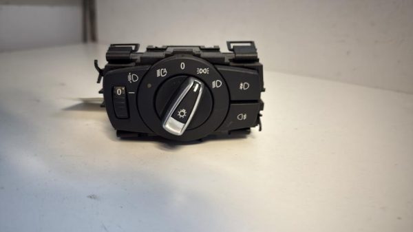 Commande de phare BMW X1 E84 PHASE 2 Diesel image 1