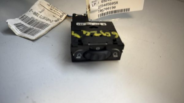 Commande de reglage hauteur de phare RENAULT CLIO 3 PHASE 2 Diesel image 1