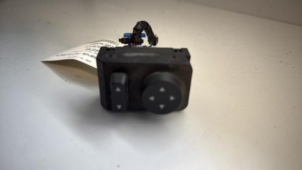 Commande retroviseurs FIAT GRANDE PUNTO Diesel image 1
