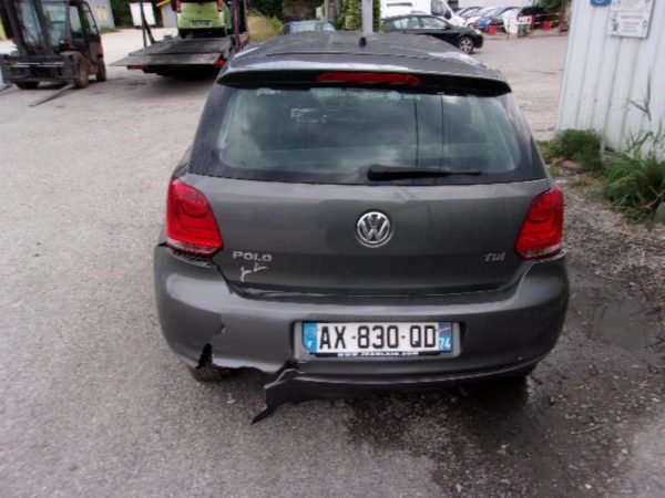 Feu arriere principal droit (feux) VOLKSWAGEN POLO 5 PHASE 1 Diesel image 3