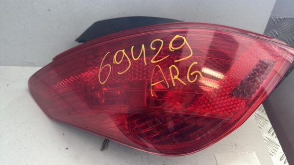 Feu arriere principal gauche (feux) PEUGEOT 308 1 PHASE 1 Diesel image 2