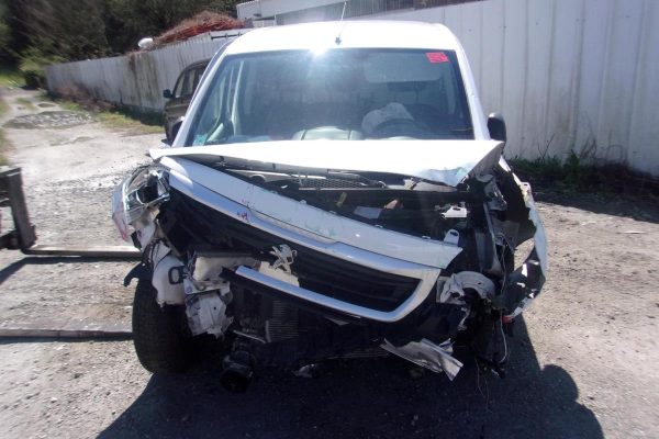 Etrier avant gauche (freinage) PEUGEOT PARTNER 2 PHASE 3 Diesel image 8