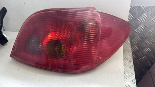 Feu arriere principal droit (feux) PEUGEOT 307 PHASE 1 Diesel image 5