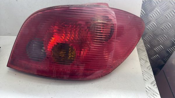 Feu arriere principal droit (feux) PEUGEOT 307 PHASE 1 Diesel image 6