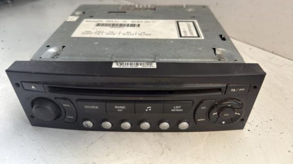 Autoradio d'origine PEUGEOT 307 PHASE 1 BREAK Diesel image 4