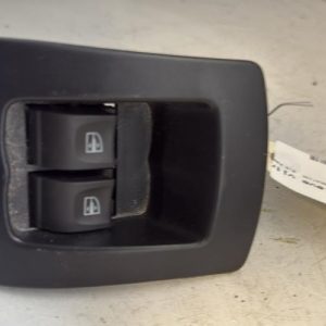 Interrupteur de leve vitre avant gauche DACIA SANDERO 2 PHASE 1 Essence image 1