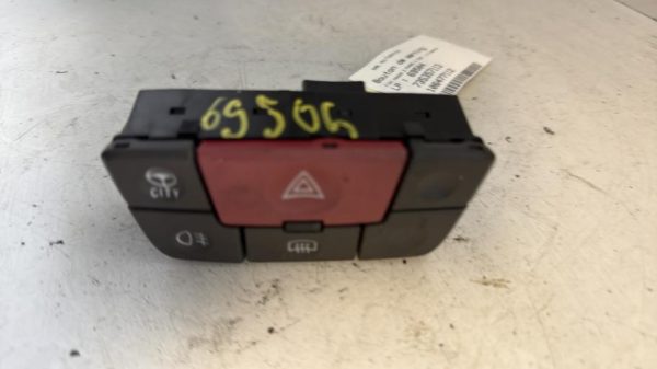 Bouton de warning FIAT PANDA 2 PHASE 2 Essence image 3