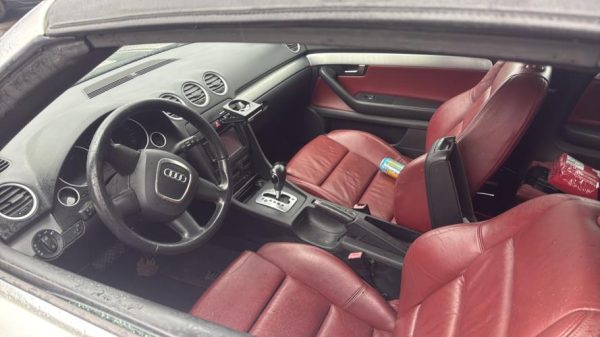 Serrure avant gauche AUDI A4 2 CABRIO PHASE 2 Essence image 6