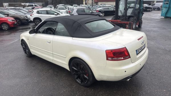 Serrure avant gauche AUDI A4 2 CABRIO PHASE 2 Essence image 8