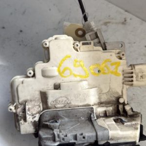 Serrure avant droit AUDI A4 2 CABRIO PHASE 2 Essence image 1