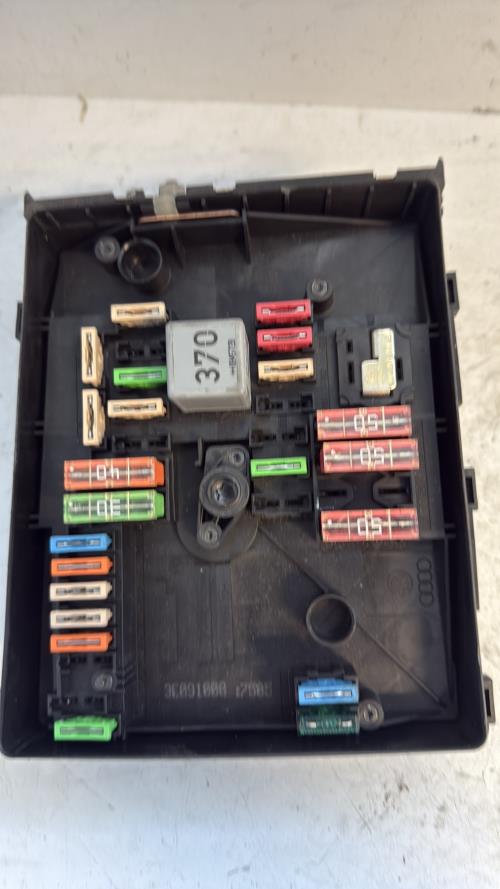 Porte fusible SEAT ALTEA XL PHASE 1 Diesel image 1