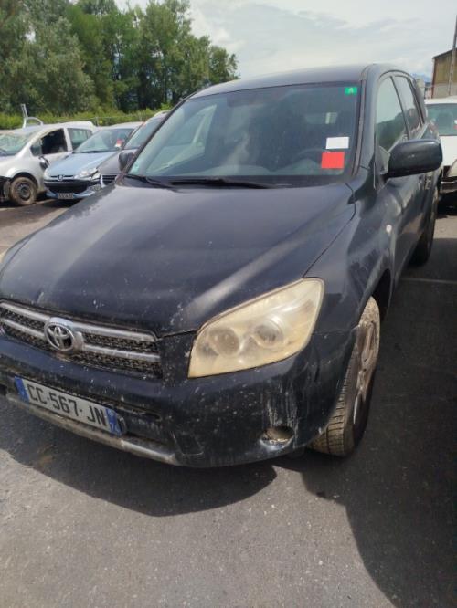Pare boue avant gauche TOYOTA RAV4 3 PHASE 1 Diesel image 5