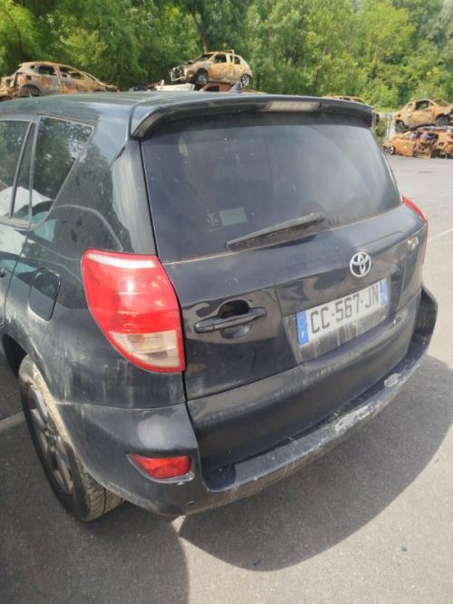 Pare boue avant gauche TOYOTA RAV4 3 PHASE 1 Diesel image 8