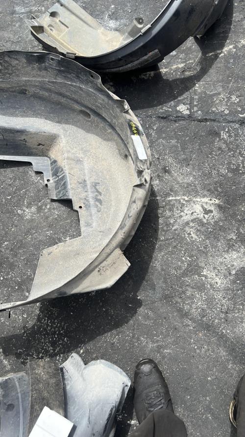 Pare boue arriere droit PEUGEOT 3008 2 PHASE 1 Essence image 5