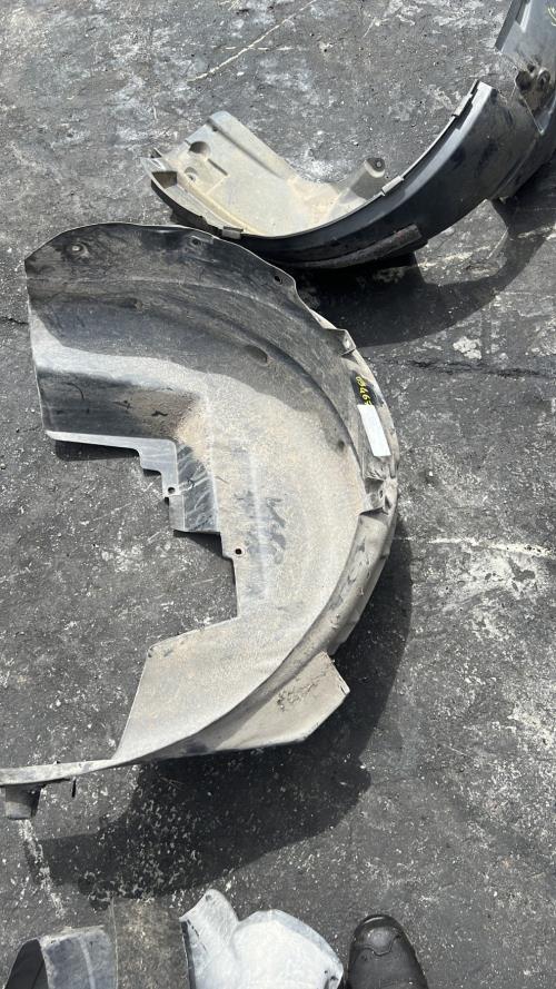 Pare boue arriere droit PEUGEOT 3008 2 PHASE 1 Essence image 6