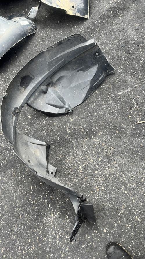 Pare boue avant gauche DACIA SANDERO 2 PHASE 1 Essence image 4