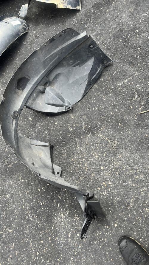 Pare boue avant gauche DACIA SANDERO 2 PHASE 1 Essence image 5