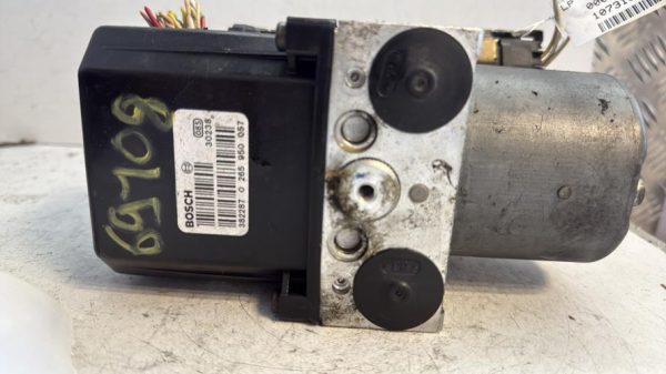Bloc ABS (freins anti-blocage) CITROEN XSARA PHASE 2 Diesel image 4