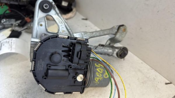 Moteur essuie glace avant gauche PEUGEOT 3008 1 PHASE 1 Diesel image 4