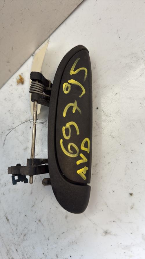 Poignee porte avant droit RENAULT CLIO 2 PHASE 2 Essence image 2