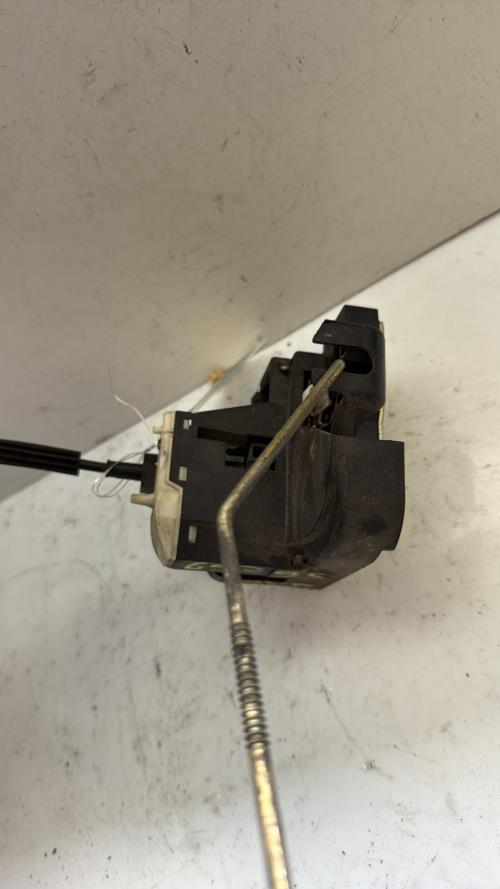 Serrure avant droit RENAULT CLIO 2 PHASE 2 Essence image 3