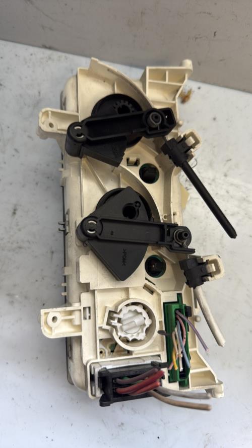 Commande chauffage RENAULT CLIO 2 PHASE 2 Essence image 3