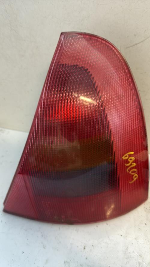 Feu arriere principal droit (feux) RENAULT CLIO 2 PHASE 1 Essence image 2