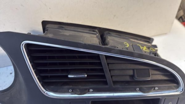 Aerateur tableau de bord PEUGEOT 3008 1 PHASE 1 Diesel image 2