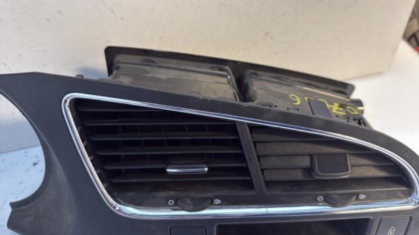 Aerateur tableau de bord PEUGEOT 3008 1 PHASE 1 Diesel image 3