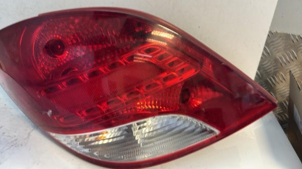 Feu arriere principal gauche (feux) PEUGEOT 207 PHASE 2 Essence image 2
