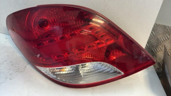Feu arriere principal gauche (feux) PEUGEOT 207 PHASE 2 Essence image 3