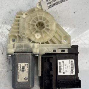 Moteur leve vitre avant gauche VOLKSWAGEN GOLF 6 Essence image 1