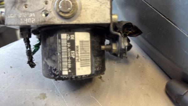 Bloc ABS (freins anti-blocage) CITROEN C5 1 PHASE 2 Essence image 3