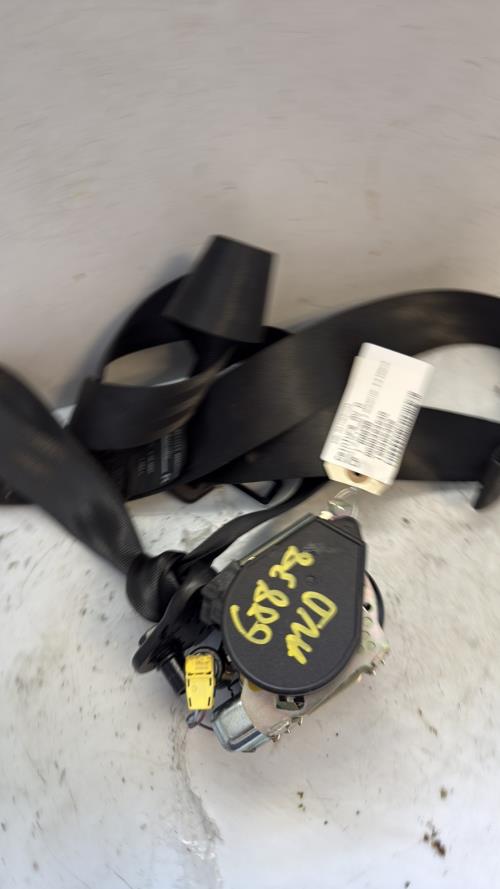 Ceinture avant droit RENAULT CLIO 4 PHASE 2 Essence image 1