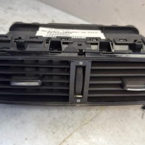 Aerateur tableau de bord RENAULT CLIO 4 PHASE 2 Essence image 1