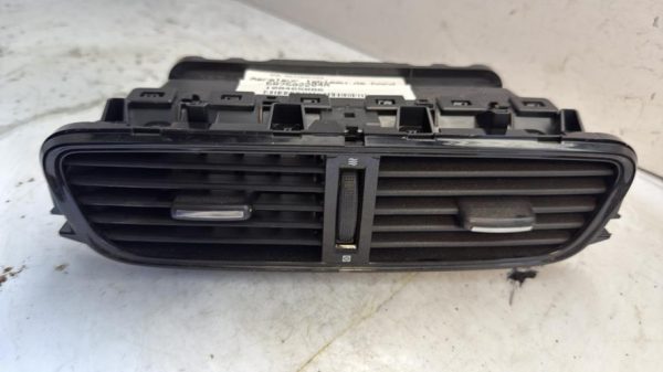 Aerateur tableau de bord RENAULT CLIO 4 PHASE 2 Essence image 1