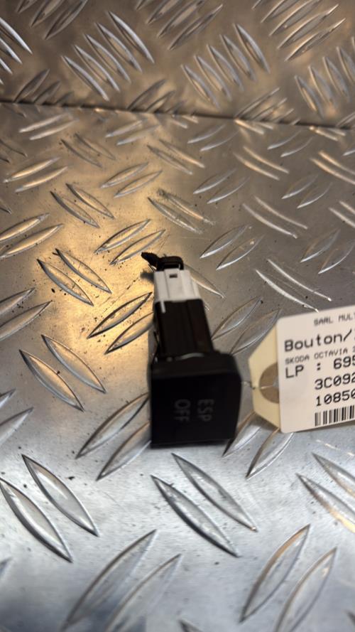 Bouton/Interrupteur VOLKSWAGEN PASSAT 5 Diesel image 1