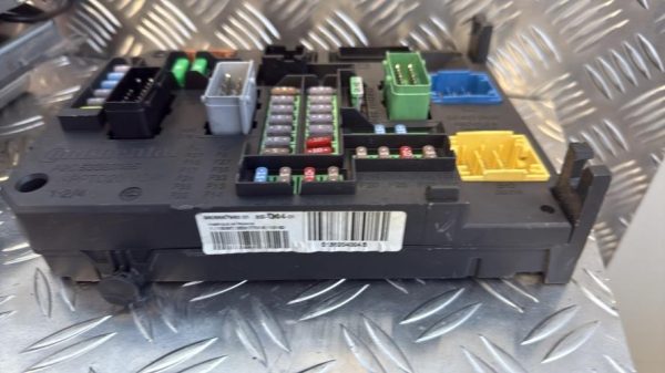 Boitier BSI CITROEN C4 2 PHASE 2 Diesel image 2
