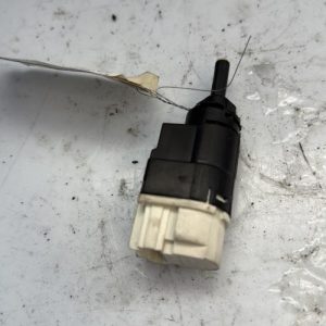 Contacteur feu stop DACIA LOGAN MCV 2 PHASE 2 BREAK Essence image 1