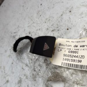 Bouton de warning PEUGEOT 5008 1 PHASE 2 Diesel image 1