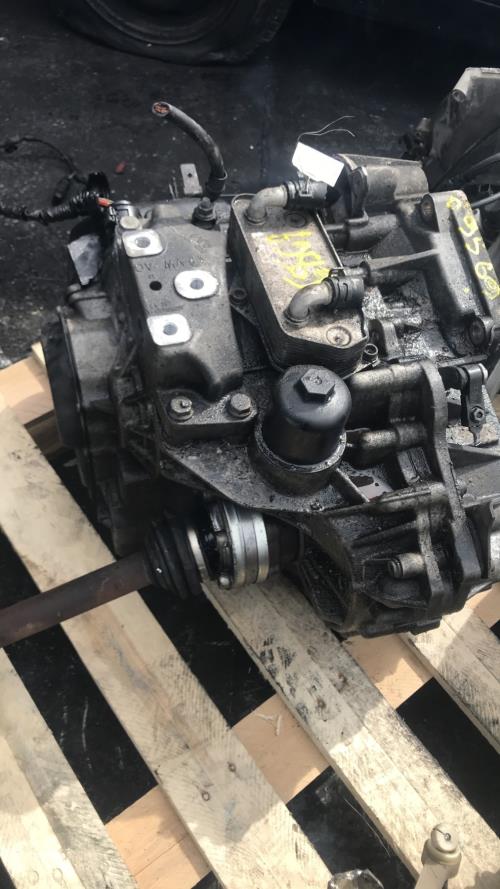 Boite de vitesses VOLKSWAGEN GOLF 5 Essence image 1