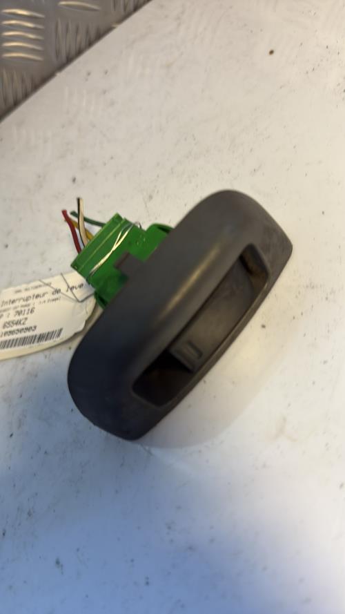 Interrupteur de leve vitre PEUGEOT 107 PHASE 1 Diesel image 1