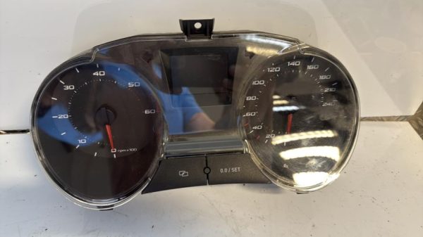 Compteur SEAT IBIZA 4 PHASE 2 Diesel image 2