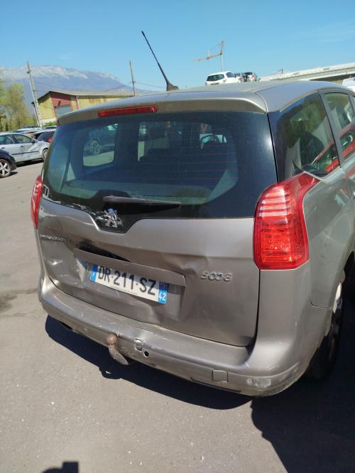 Enjoliveur anti brouillard PEUGEOT 5008 1 PHASE 1 Diesel image 8