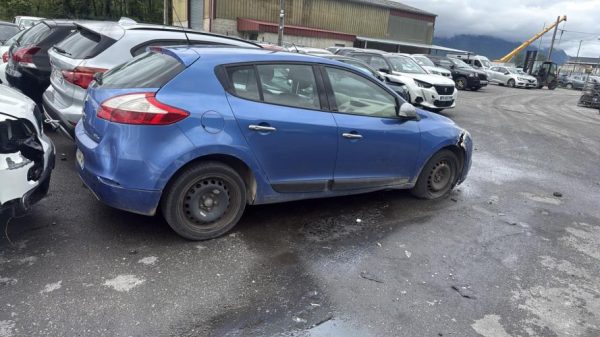 Renfort pare choc avant (traverse) RENAULT MEGANE 3 PHASE 1 Diesel image 3