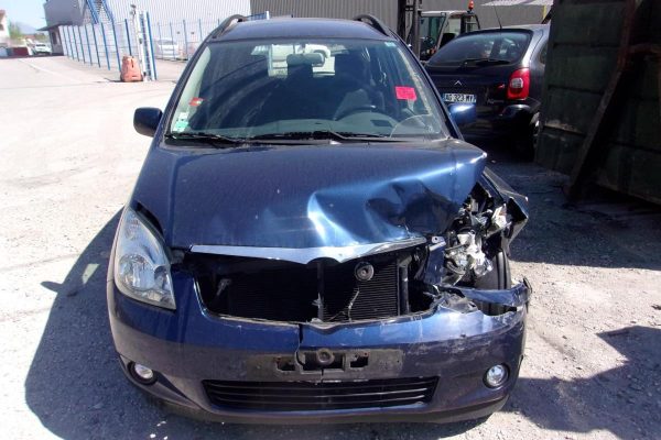 Feu arriere principal droit (feux) TOYOTA COROLLA VERSO 1 Diesel image 5