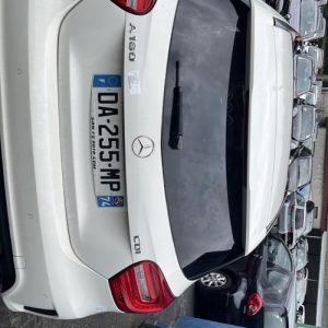Malle/Hayon arriere MERCEDES CLASSE A 176 PHASE 1 Diesel image 1