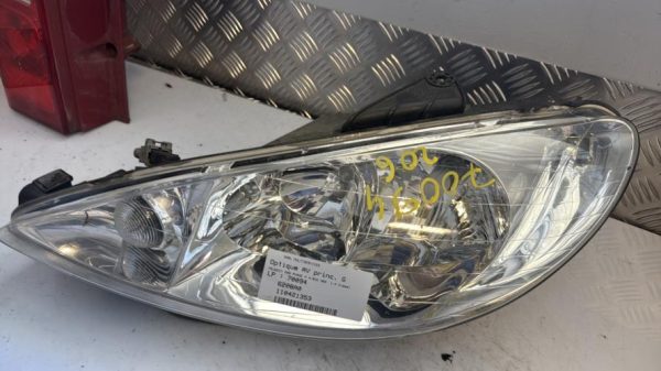 Optique avant principal gauche (feux)(phare) PEUGEOT 206 PHASE 2 Diesel image 1
