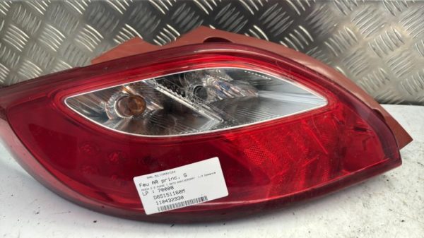 Feu arriere principal gauche (feux) MAZDA 2 2 PHASE 1 Essence image 3